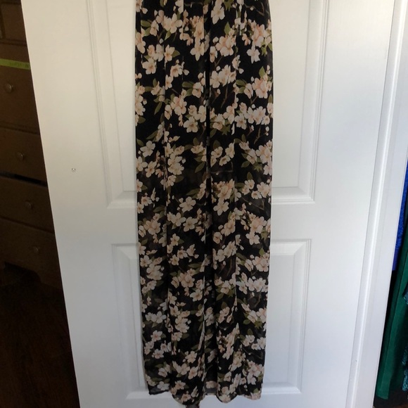 Cherry blossom print black maxi - Picture 3 of 3